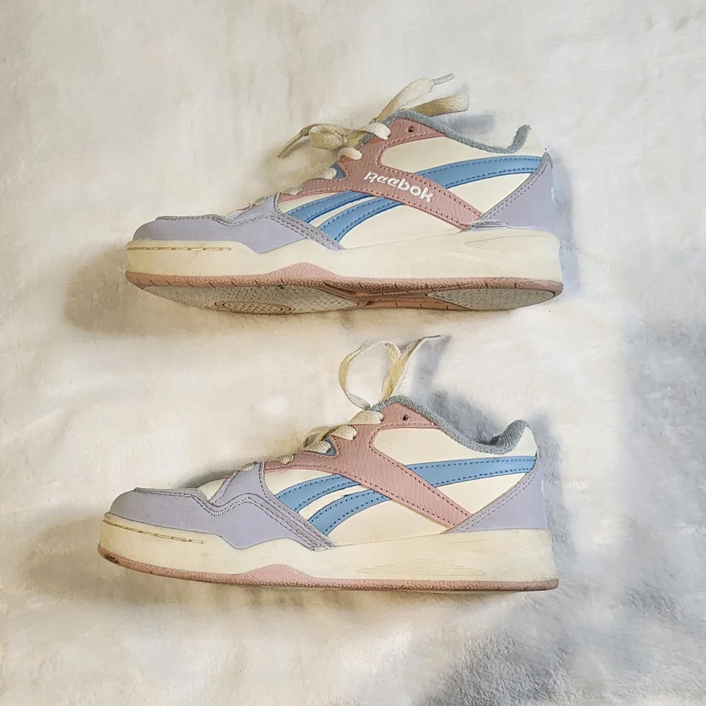 Reebok‎ BB 4000 Girls Sneakers - White, Blue, Purple, and Pink, GUC, Size 3K